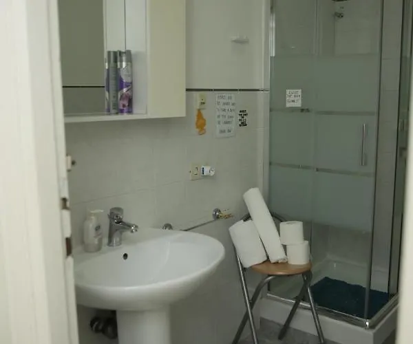 Bel Ami Bed & Breakfast 3*