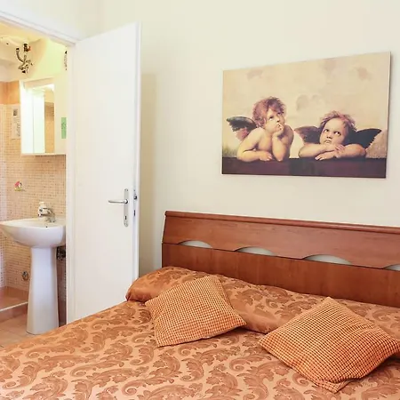 فندق مبيت وإفطار Bel Ami 3*